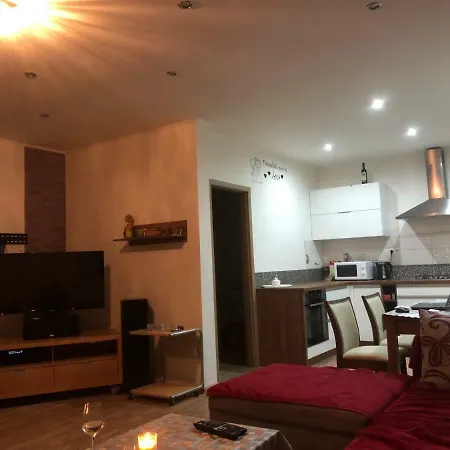 Kopa L Apartmán Vyhne